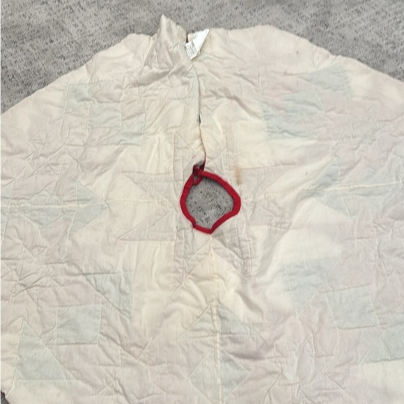 Quilted Christmas Tree Skirt - Picture 4 of 7